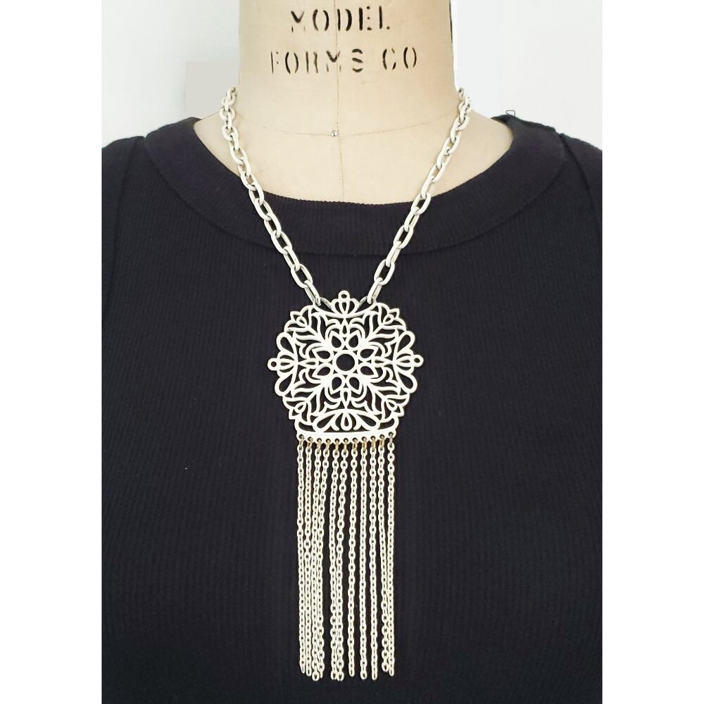 RARE Vintage Signed 50s/60s Crown Trifari White Enamel Statement Necklace